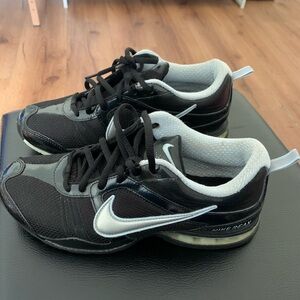 Nike REAX Women Running Shoes Sparkly Oreo Black White Excellent HTF Sneakers